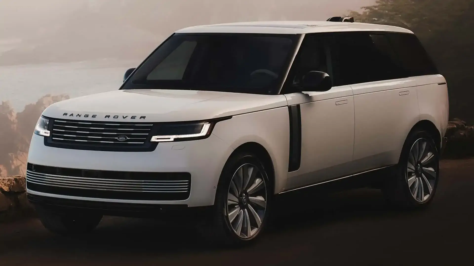 2024 Range Rover SV Long - Ultra Luxury SUV in detail